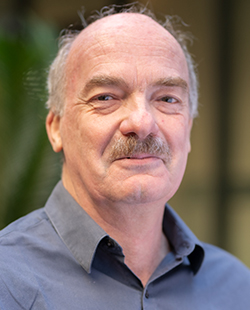 Eduard Hovy | Centre for Business Analytics