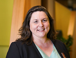 Dilin Duwa Team - Michelle Evans